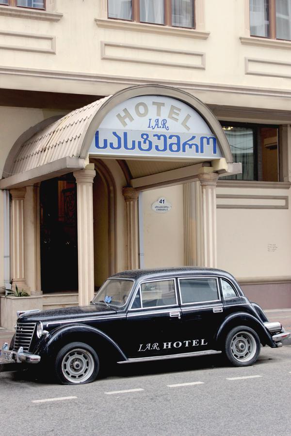Iar Hotel Batumi Esterno foto