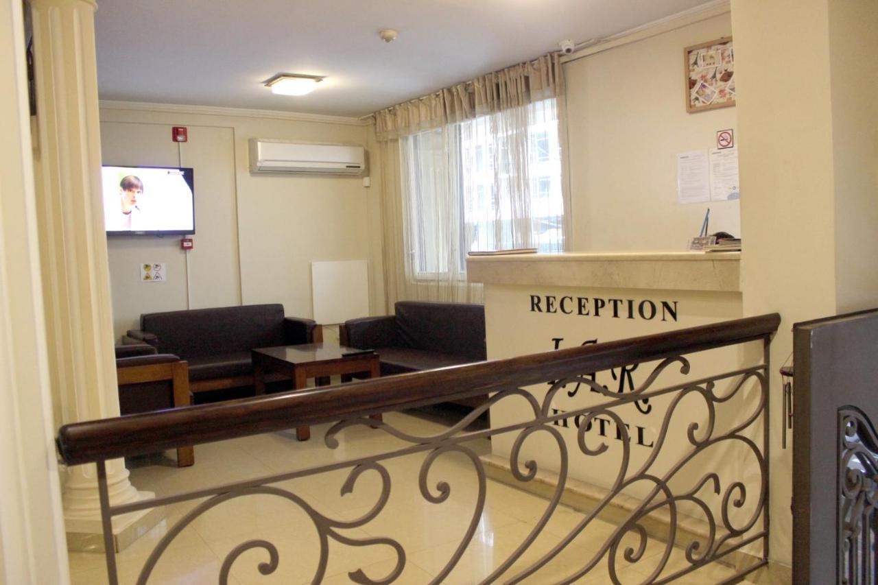 Iar Hotel Batumi Esterno foto