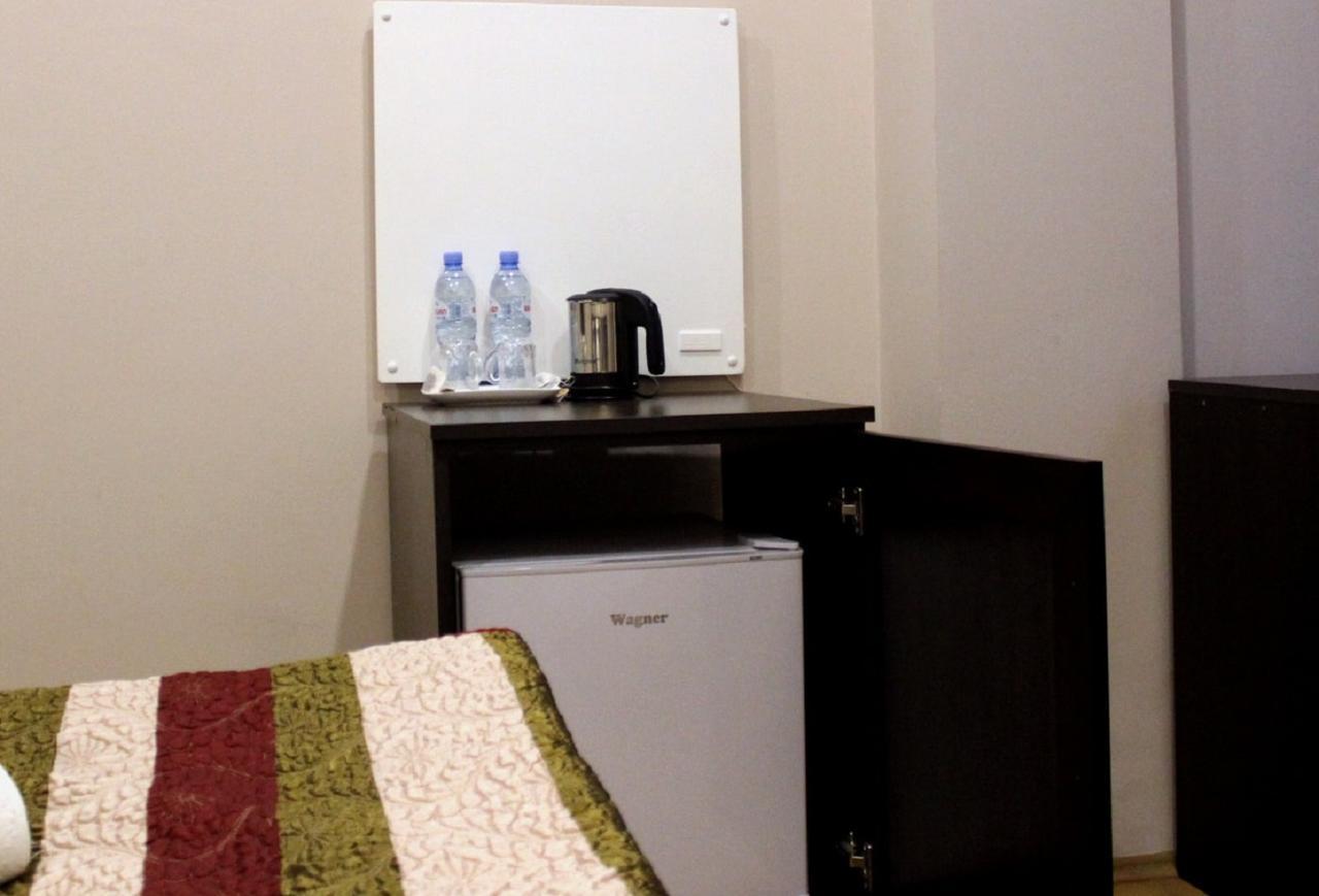 Iar Hotel Batumi Esterno foto